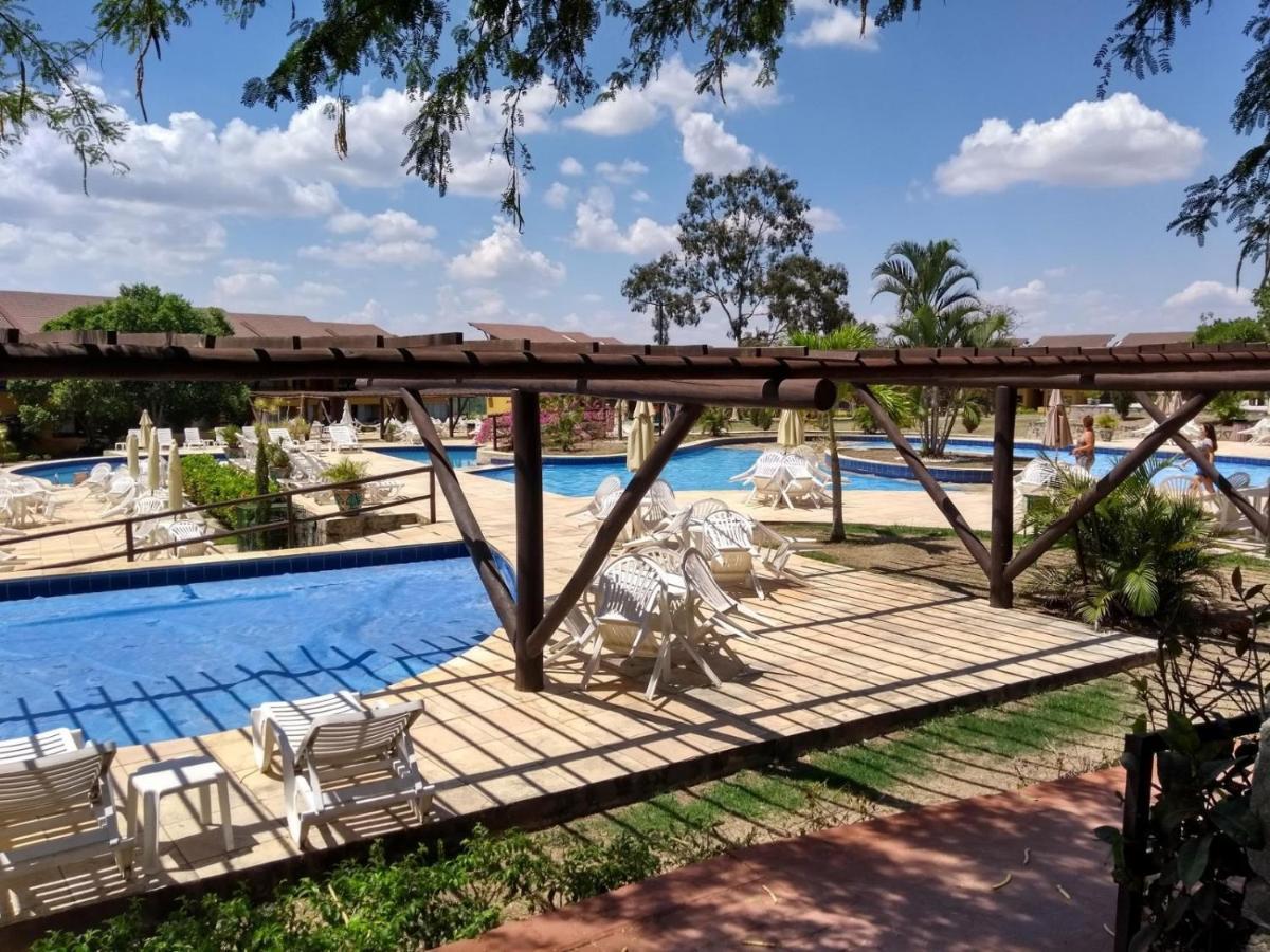 Winterville Flat 213 Gravata  Bagian luar foto